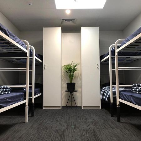 Spinners Hostel Перт Экстерьер фото