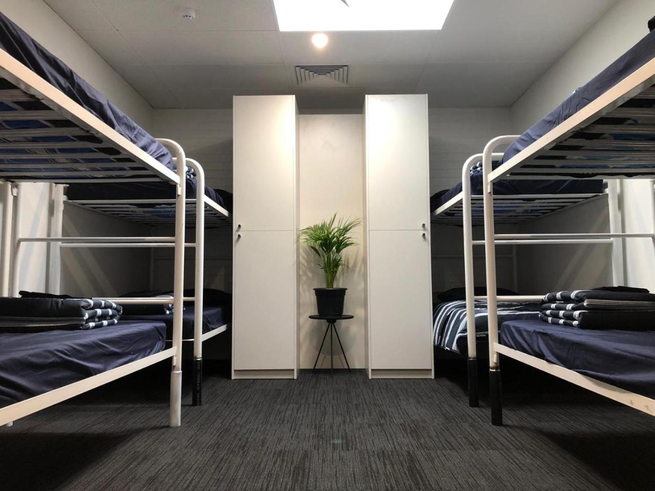 Spinners Hostel Перт Экстерьер фото